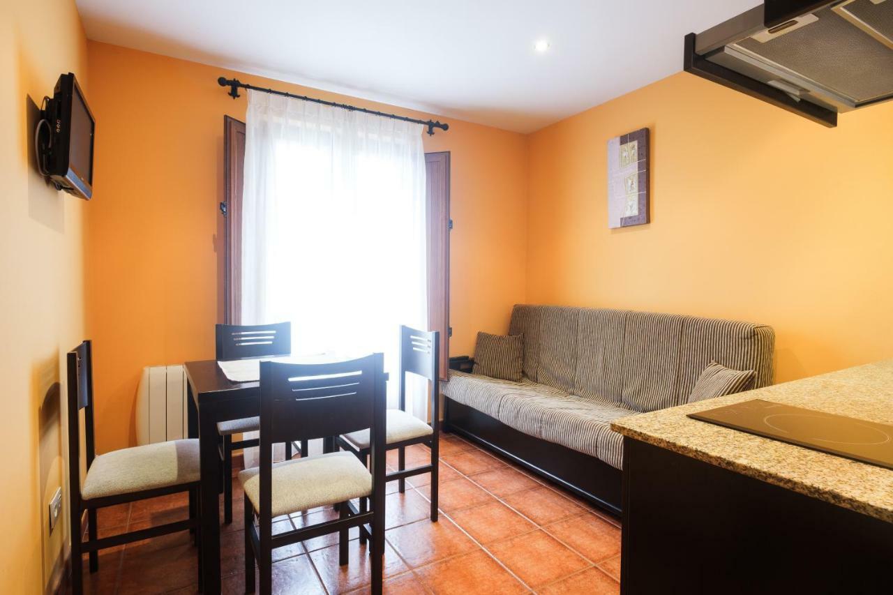 Apartamentos de Herminia Manzaneda (Asturias) Exterior foto